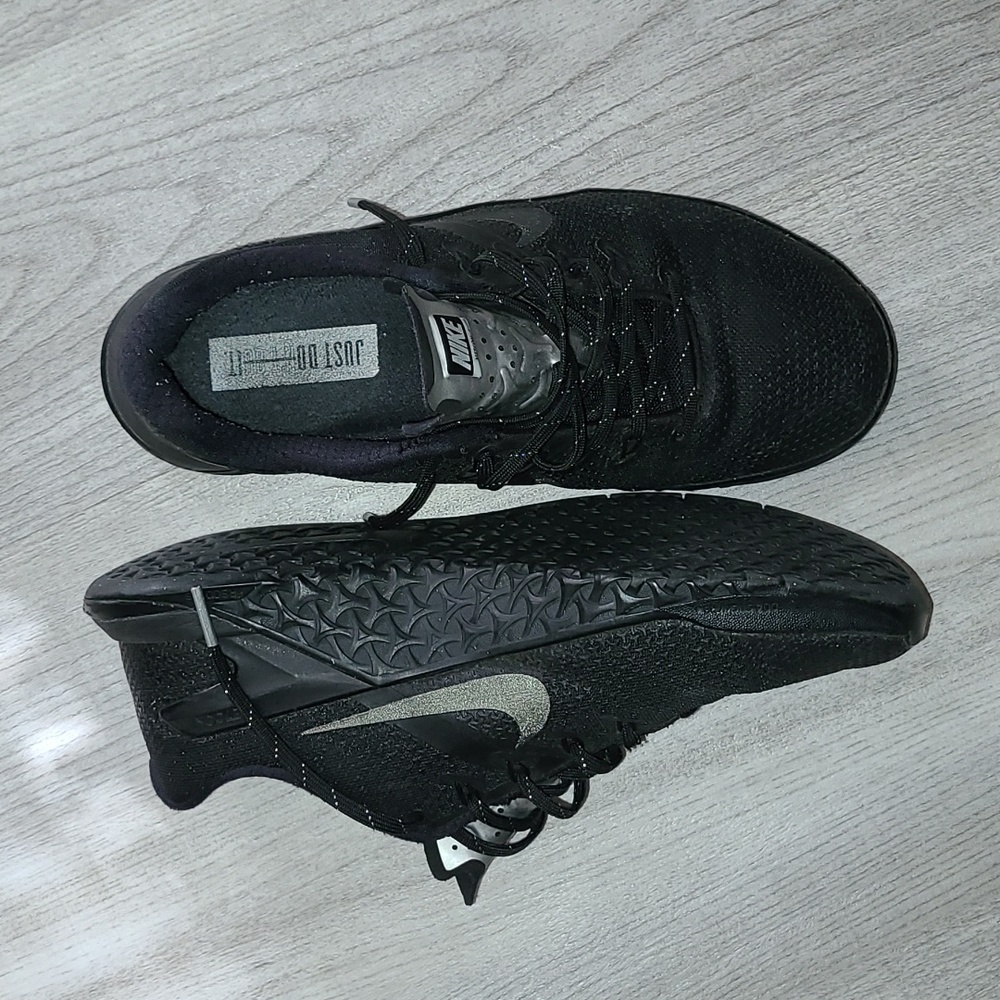 W8 Nike Metcon 4